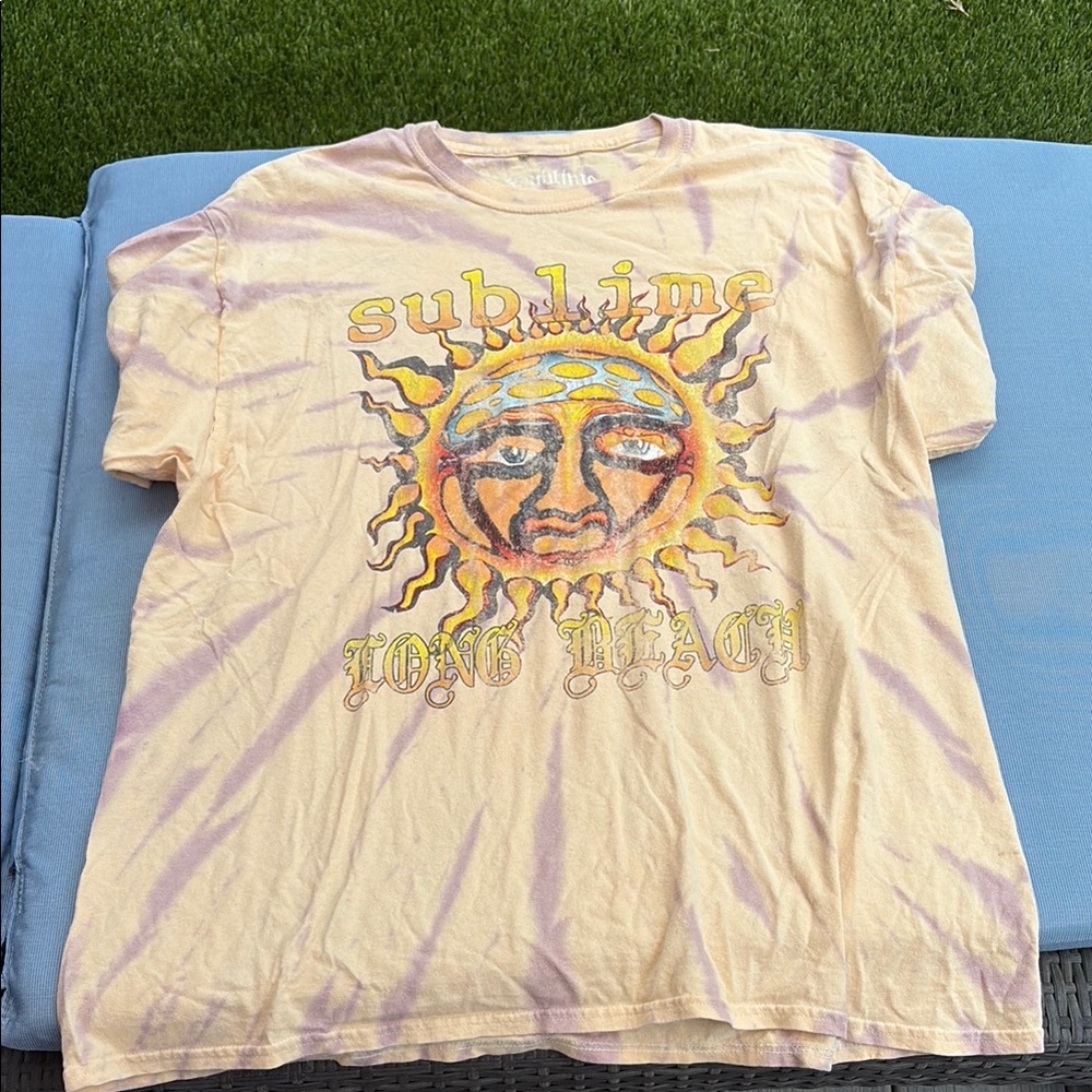 Cream and Purple Sun Graphic Short Sleeve Tee